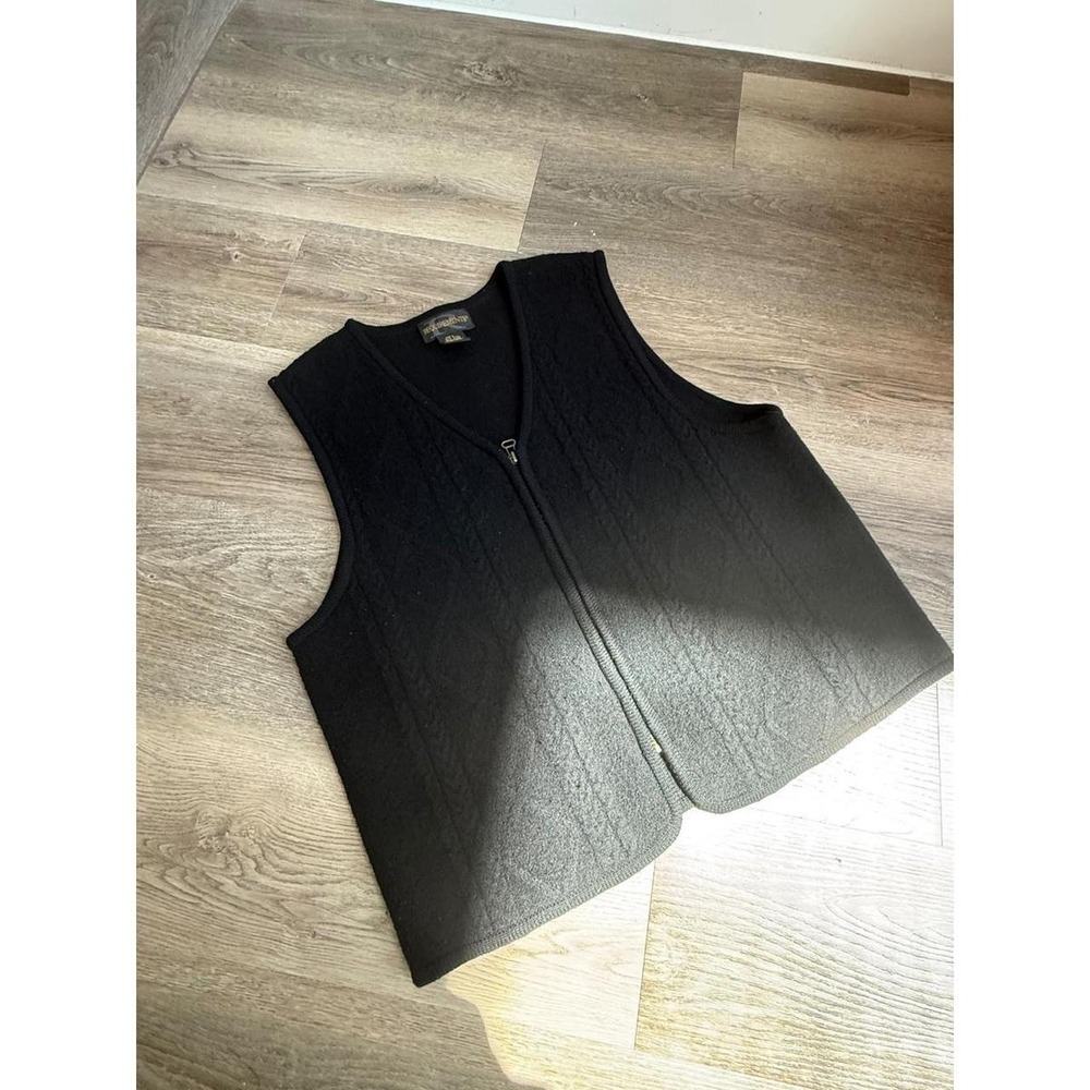 Requirements Black Wool Cable Knit Sleeveless Vest
